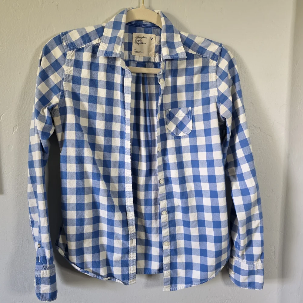 American Eagle Blue & White Plaid Button-Up Shirt β Size 0 β 100% Cotton Womens - Picture 3 of 16